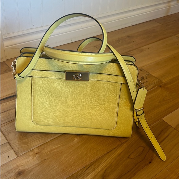 COACH LANE pebbled Yellow VINTAGE Leather Handbag